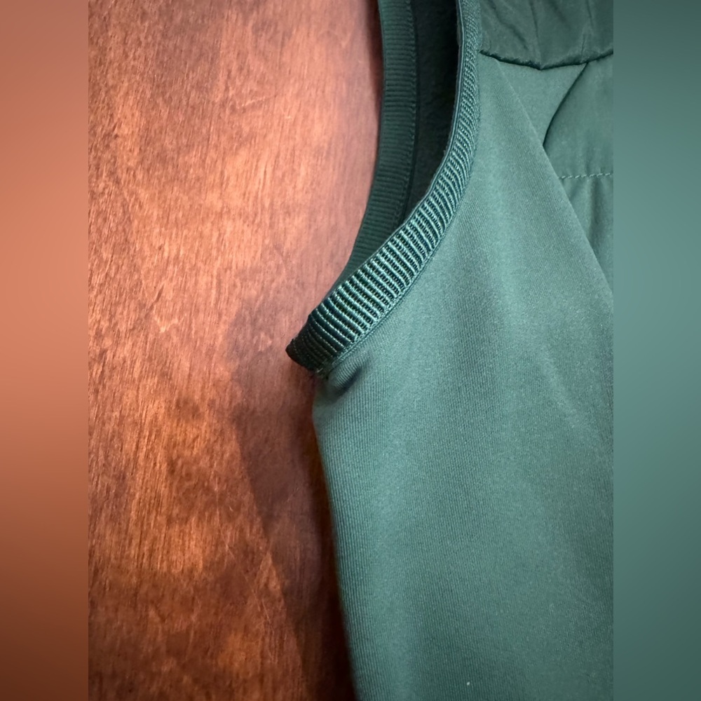 EUC! Lululemon Down For It All Vest, sz 2 - Picture 16 of 16